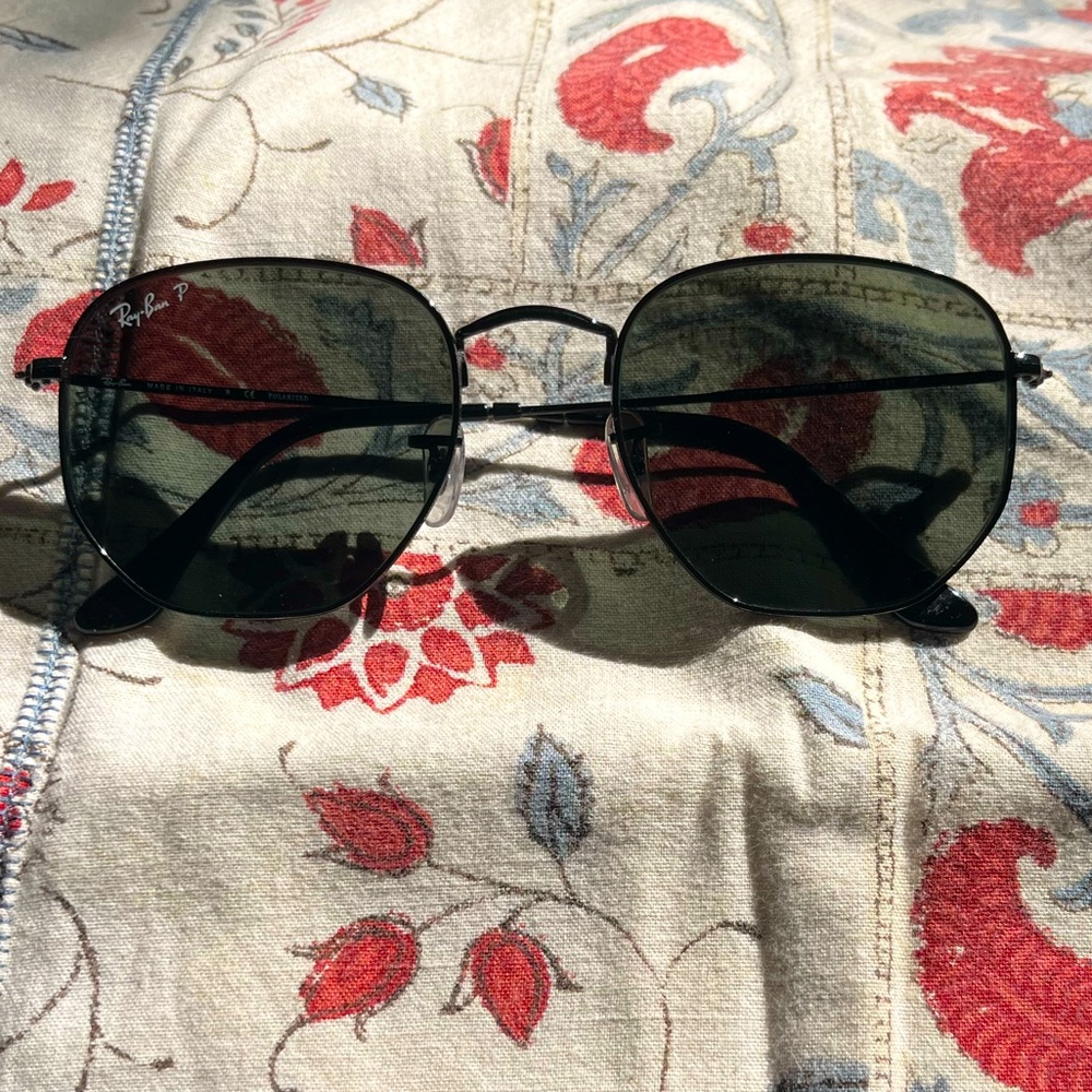 Black Rayban Sunglasses